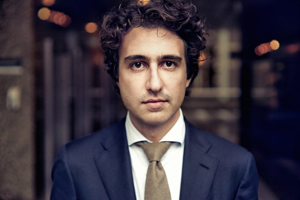 photo: Jasper Zwartjes, via https://www.vn.nl/jesse-klaver-de-verlosser-van-links/