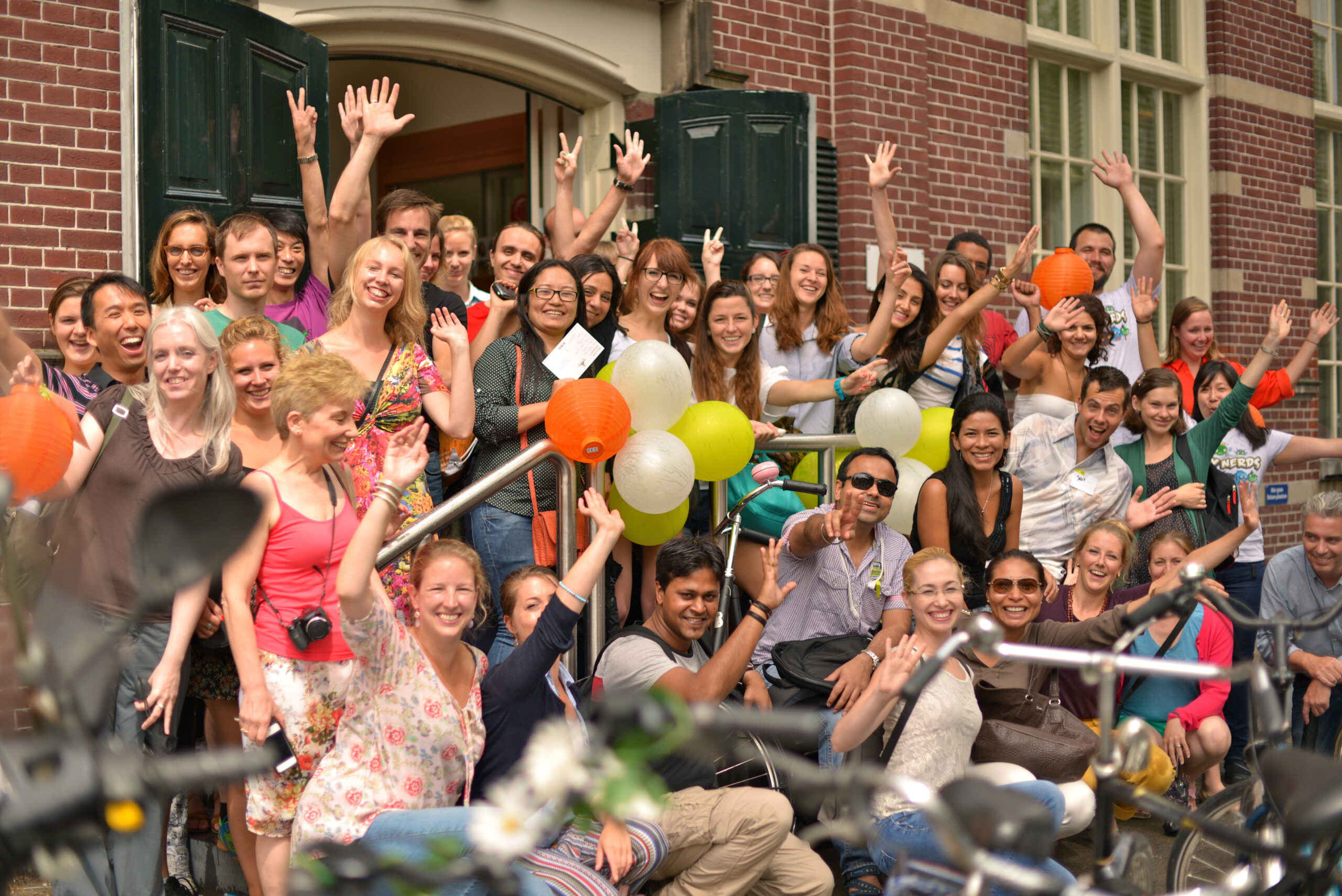 photo-of-Koentact-course-participants-during-open-day-in-Amsterdam-Dutch-language-course