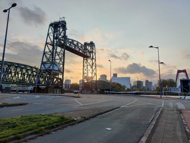 It’s just nuts: Jeff Bezos is dismantling a Rotterdam bridge for his yacht