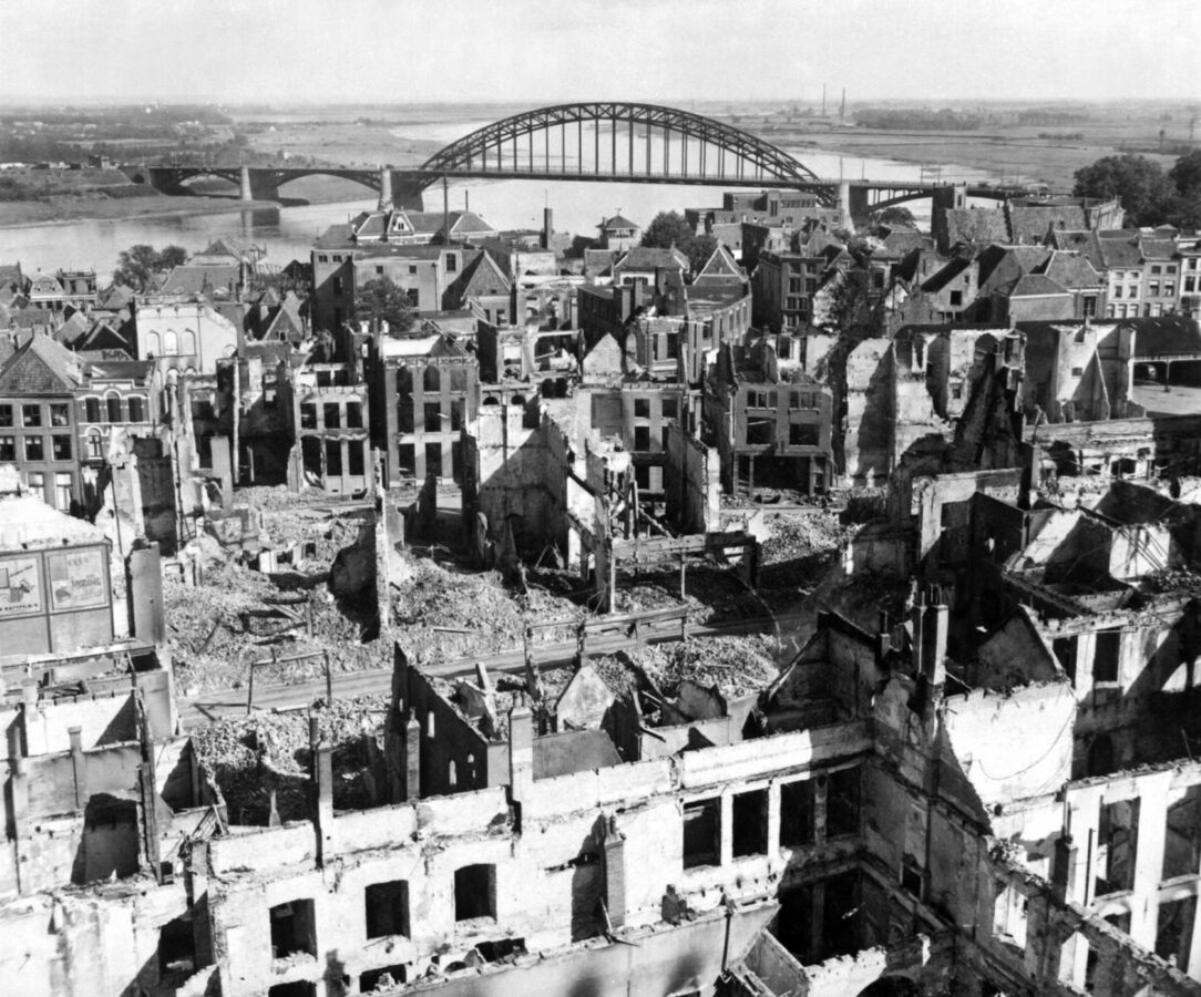 The Netherlands at war: The destruction of Nijmegen, 1944