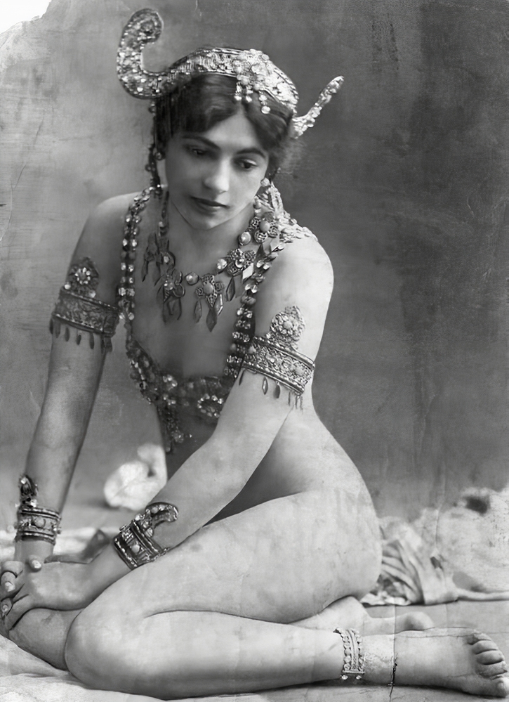 Mata-Hari-exotic-dancer-and-spy-from-Leeuwarden