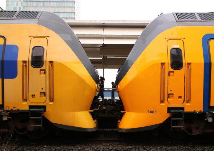 picture-of-NS-train-trailers-at-Amsterdam-station