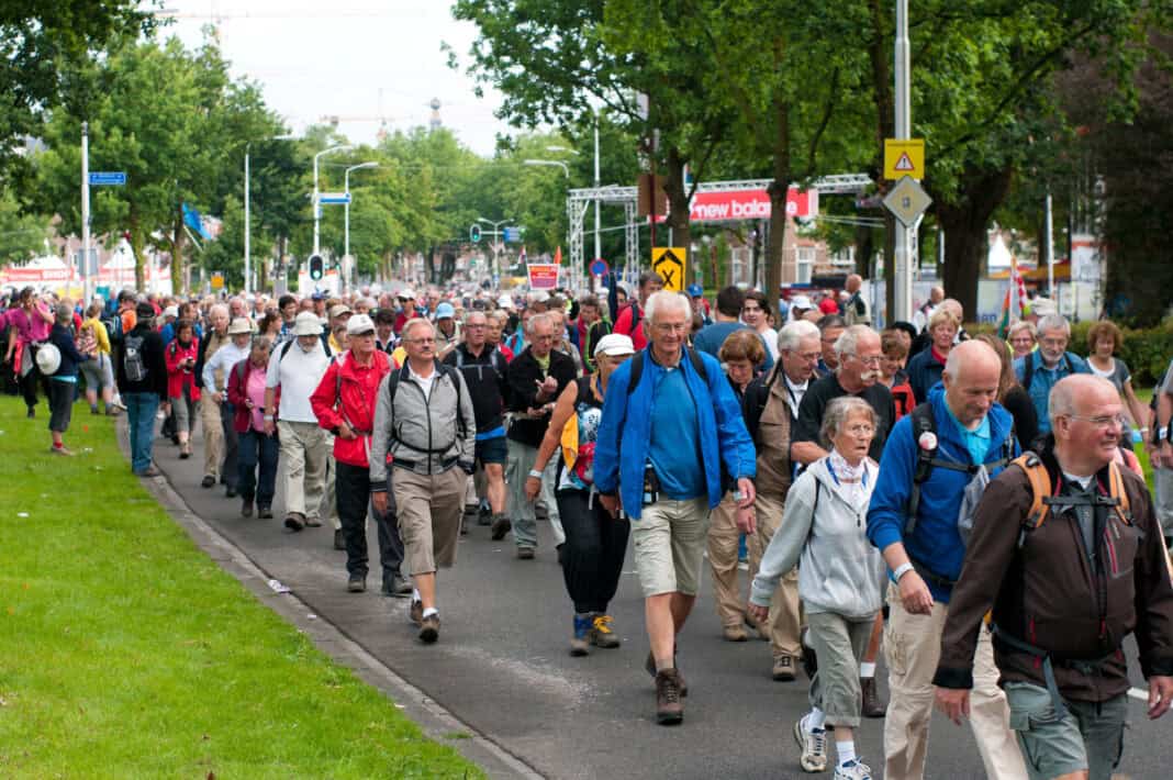 Nijmegen-walking-march-four-days-the-Netherlands