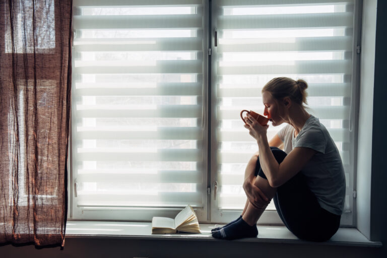 Time to ditch testing and isolation for coronavirus, Dutch experts claim