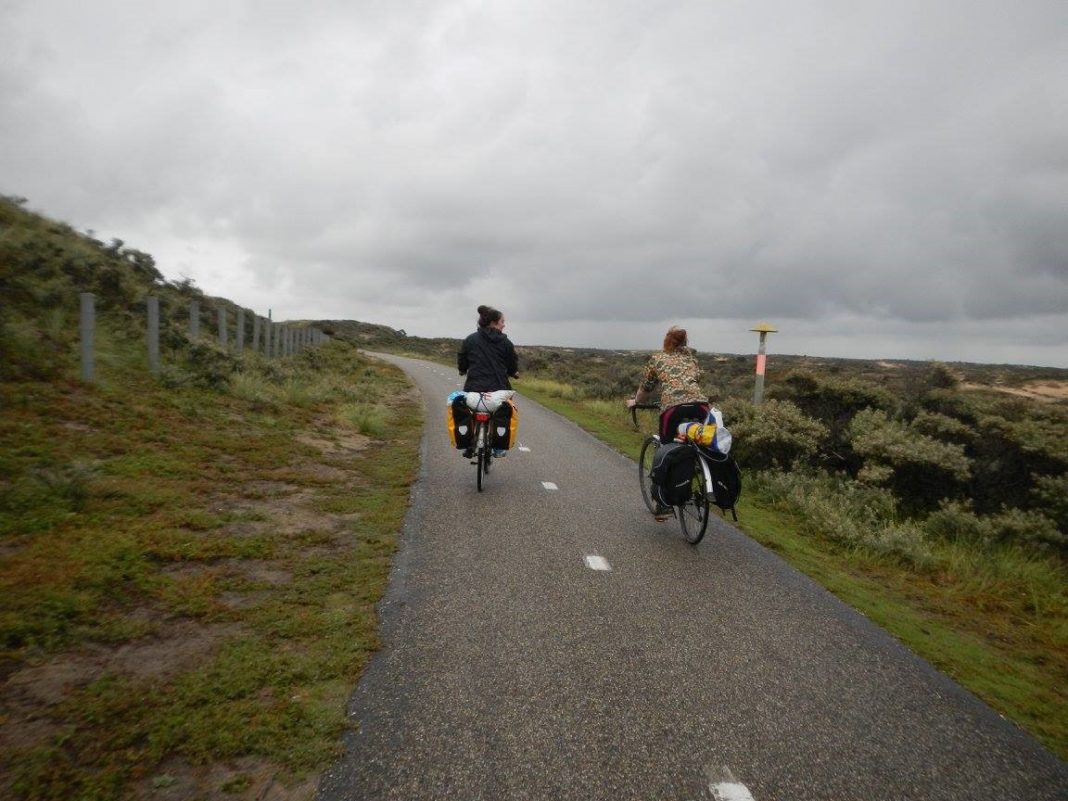 Long-distance-cycling-trip-in-the-netherlands