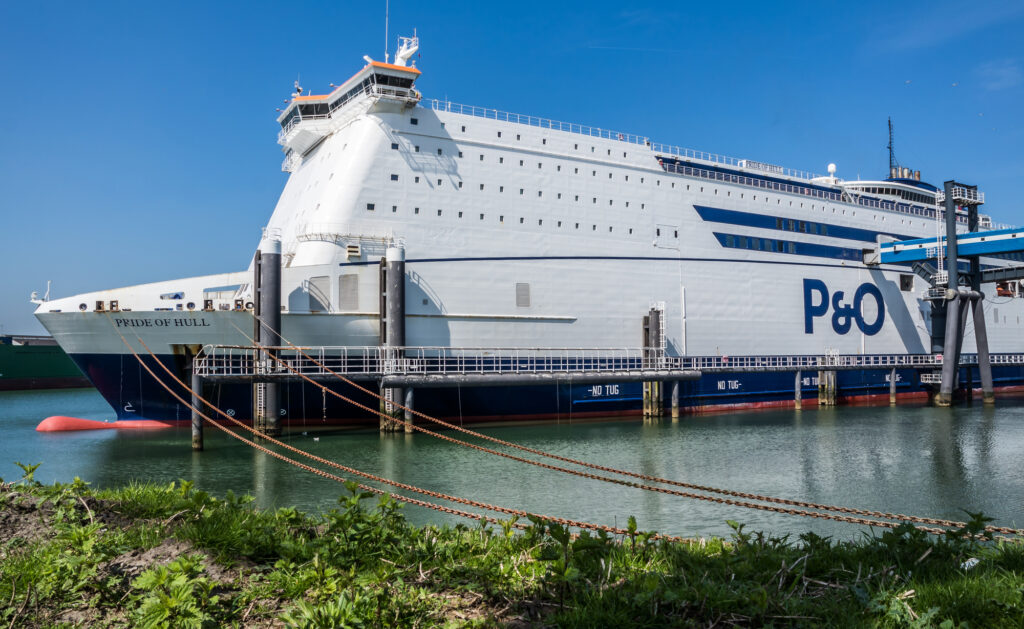 P-and-O-ferry-docked-in-rotterdam-the-netherlands