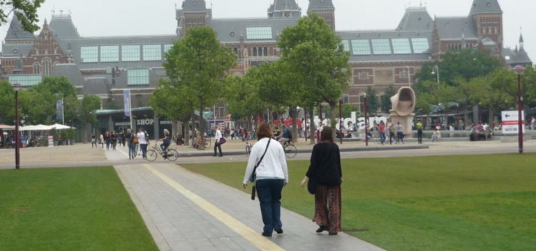 Walking in Amsterdam Tourist Safety Tips
