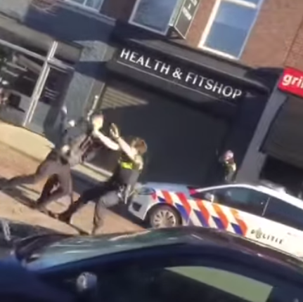 Aggressive man fights 3 police officers in Waalwijk yesterday (Vid inside!)