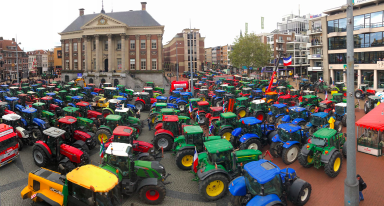 Traffic update: avoid motorways between Utrecht and The Hague tomorrow morning