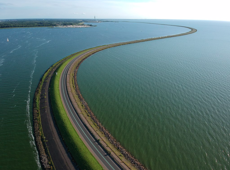 holland bike trails