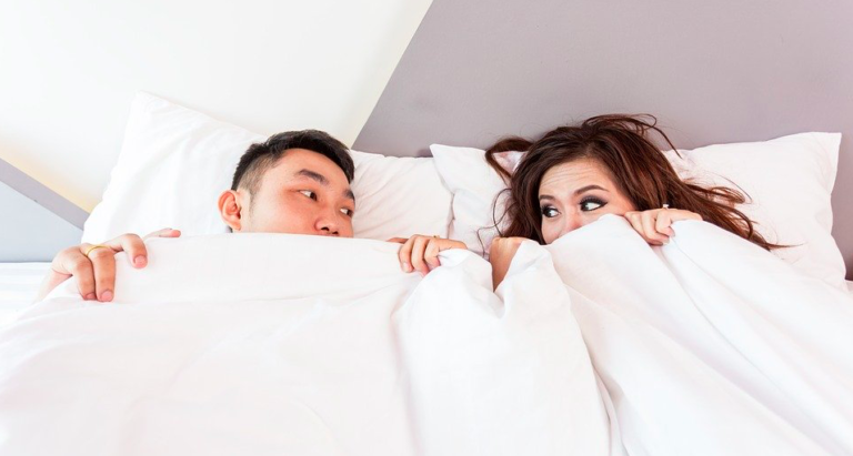 “Find a sex buddy”: RIVM gives single people advice on dealing with the coronavirus crisis