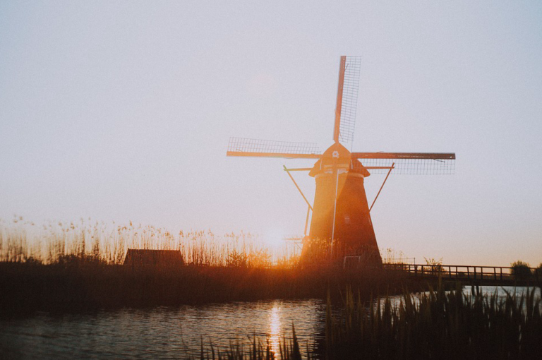 Dutchies get lucky with sunniest spring ever during corona-crisis