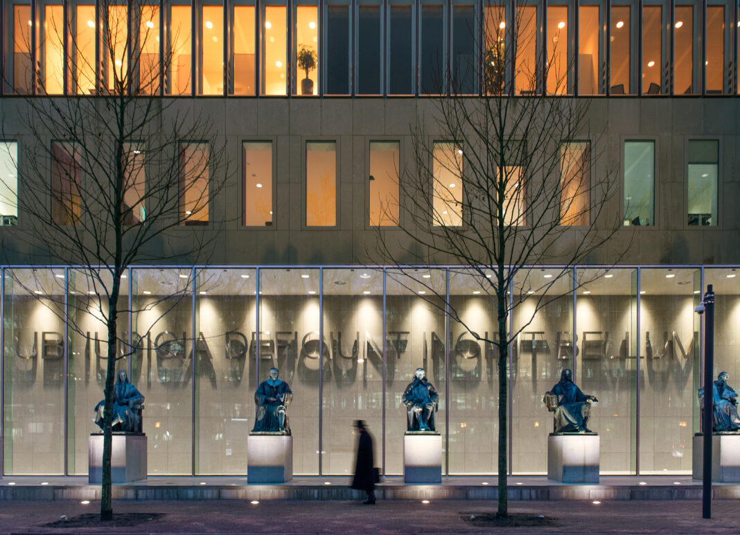 Image of the Dutch Supreme Court in the Hague.
