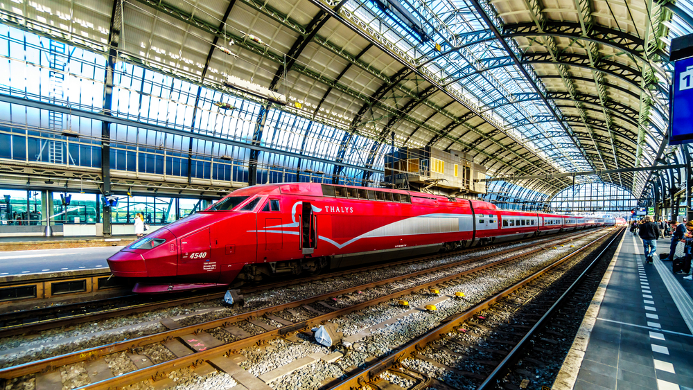 Red-high-speed-train-thalys-waiting-at-the-station