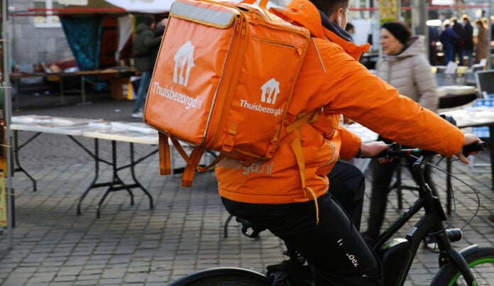 Thuisbezorgd-deliverer-on-their-bicycle