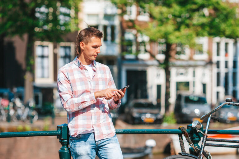 The amount of Dutch residents keeping their savings abroad has doubled: here’s why (and how to join them)