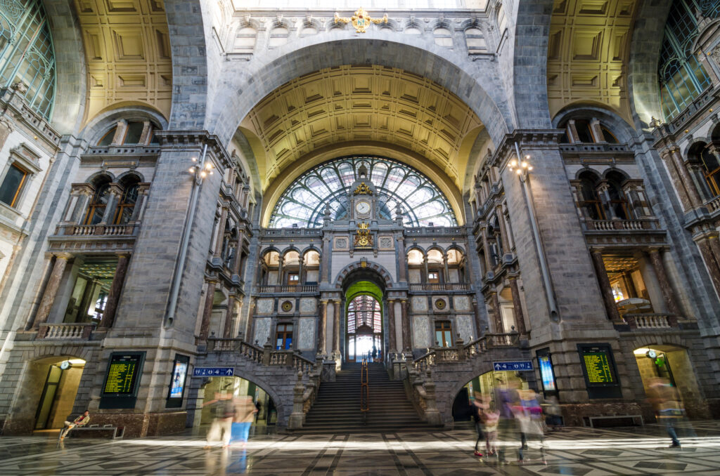 photo-of-inside-of-Antwerp-Centraal-Belgium