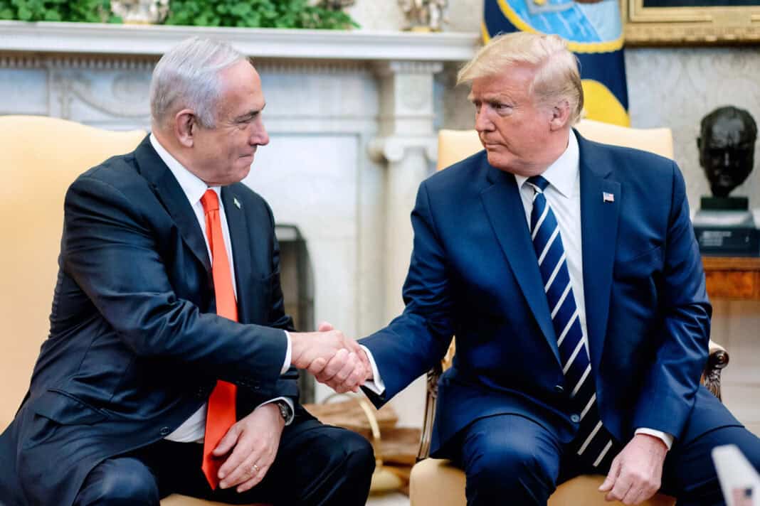 Trump-and-Netanyahu-shaking-hands