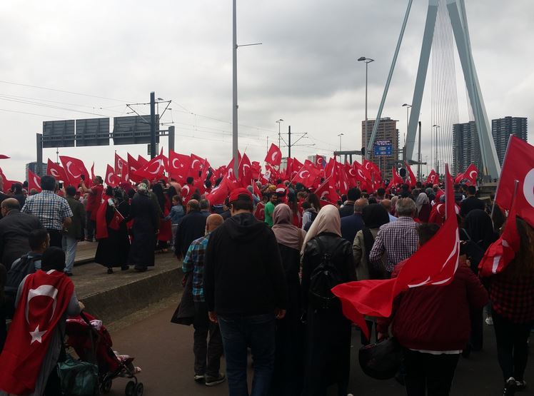 Turkish Deputy Prime Minister is not welcome in the Netherlands