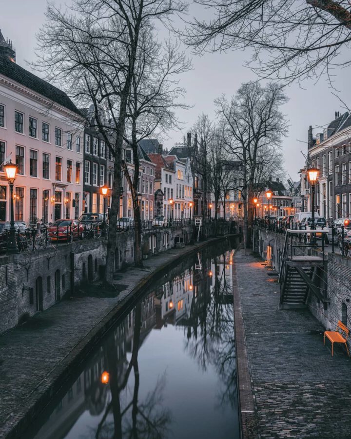 dutch-canal-utrecht-cosy-winter-evening