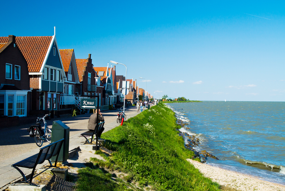 Volendam-seaside-villages-and-town
