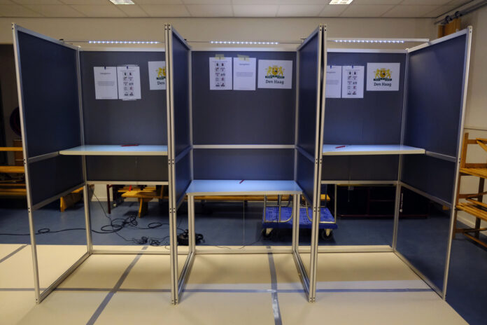 Polling-station-for-people-to-vote-in-the-netherlands