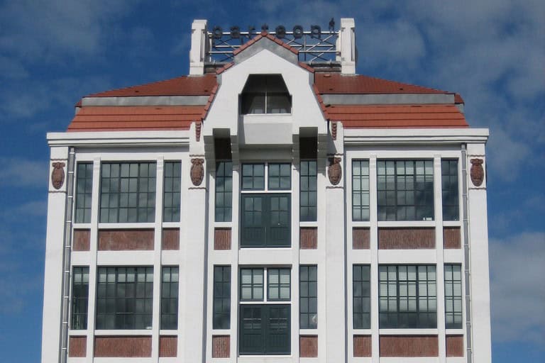 photo-of-restored-boon-tower-in-wormerweer-zaan-curve