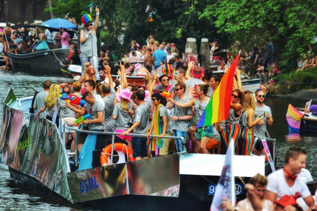 Photo-of-pride-parade-boat-Amsterdam-canal