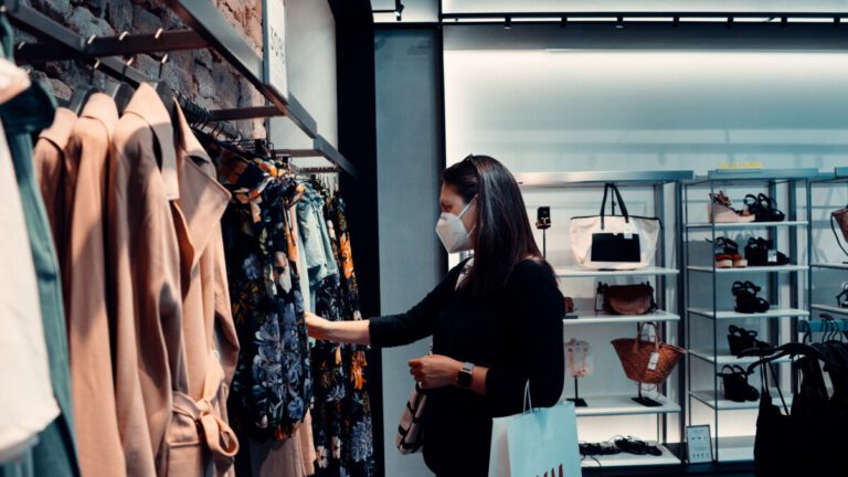 Mouth masks strongly advised for public spaces in major Dutch cities