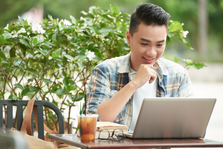 The biggest changes to the Dutch integration exam (KNM) in 2025