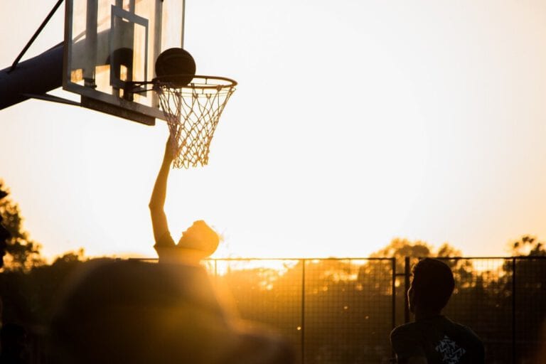 Amateur sports cancelled as government warns public to brace for new measures
