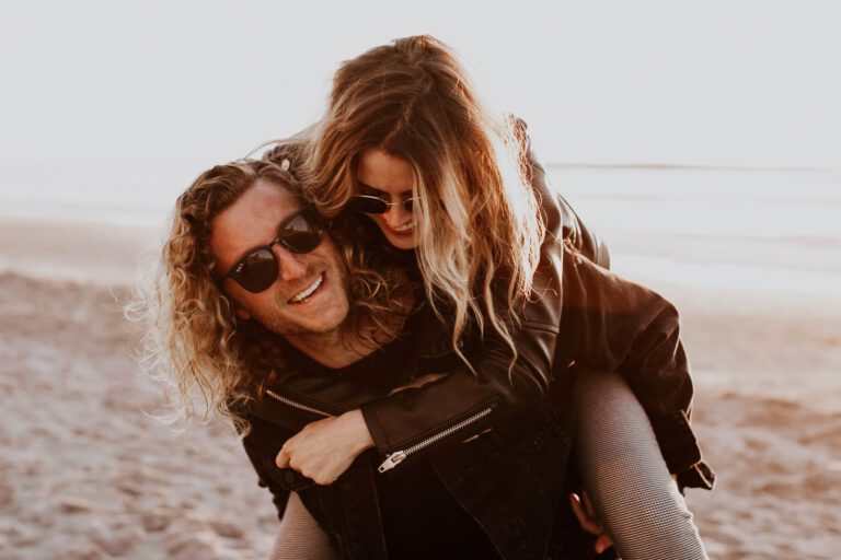 The new Tinder: Dutch woman creates green pin to indicate that you’re single