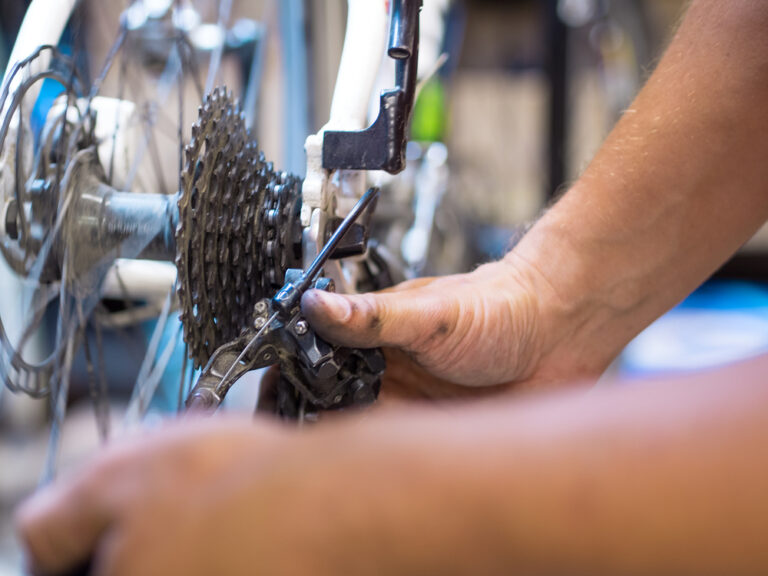 A bicycle that can’t break: this Dutchie is on a mission