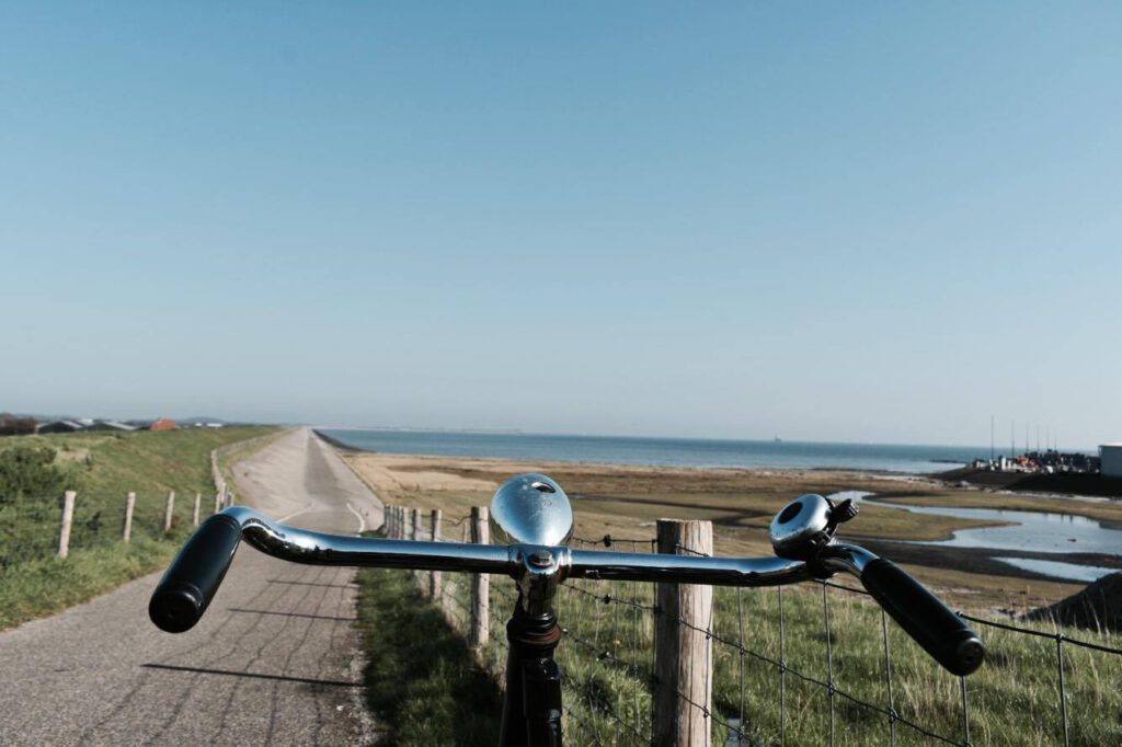 photo-view-of-texel-netherlands-from-bike