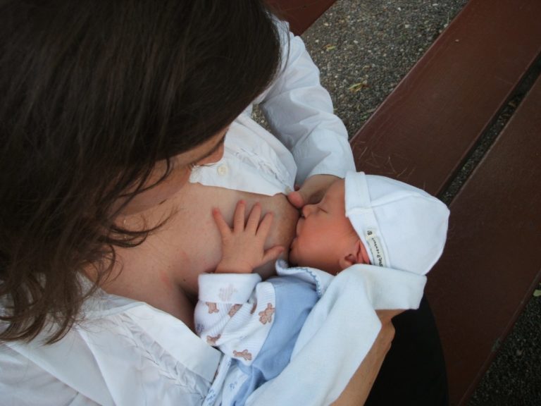 KLM’s breastfeeding policy wants the mother to cover up and people are absolutely not having it