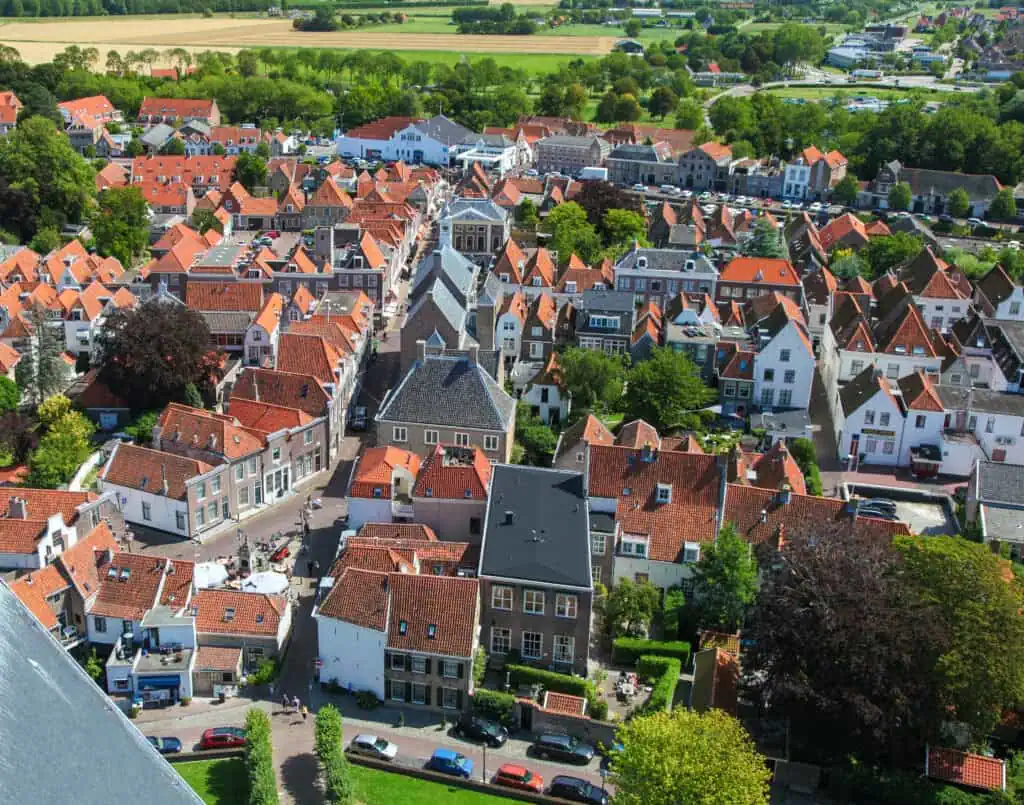 cidade-de-brielle-na-holanda-inapril-arial-view
