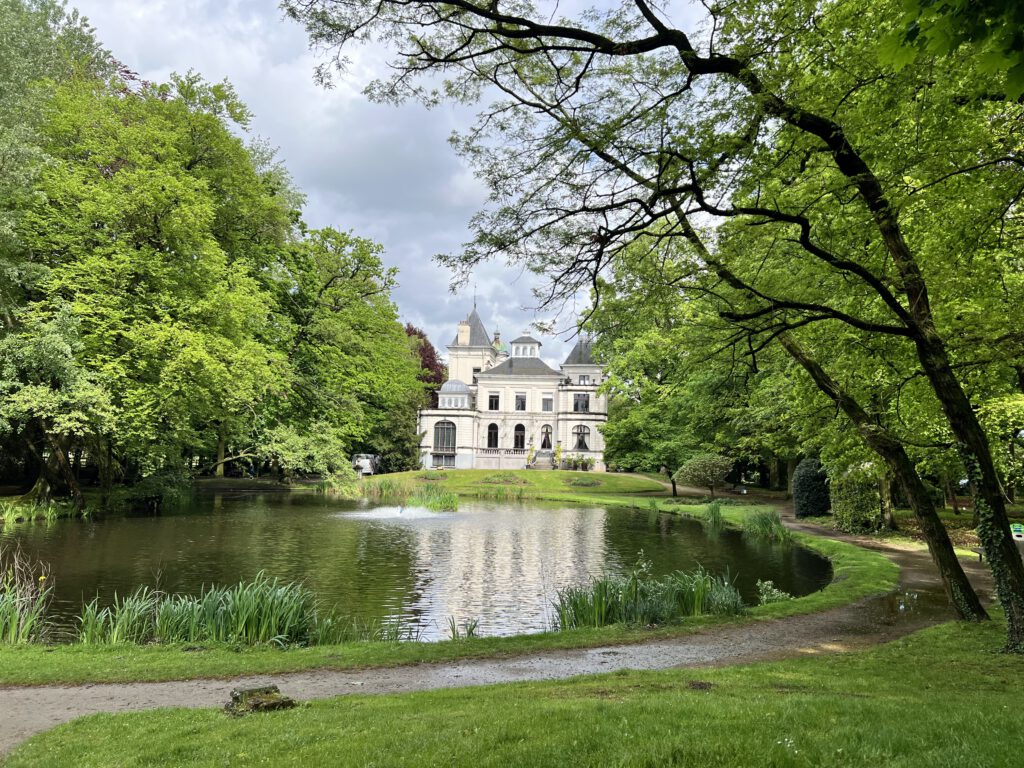 building-surrounded-by-greenery-at-tivoli-park-in-mechelen