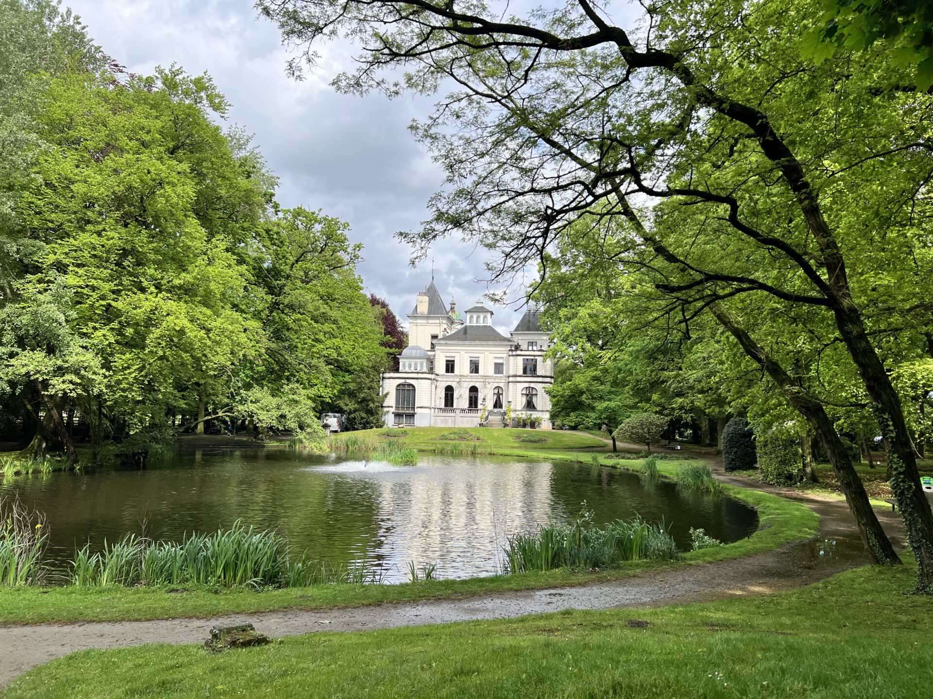 A family vacation in Mechelen: What to do, see, and eat