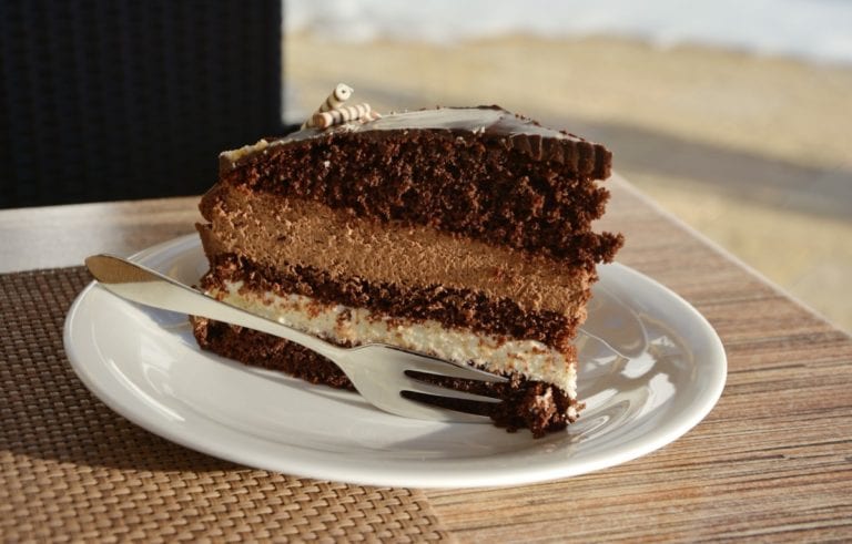 Funeral in German town of Wiethagen (!!) disrupted as space cake is accidentally served to the guests