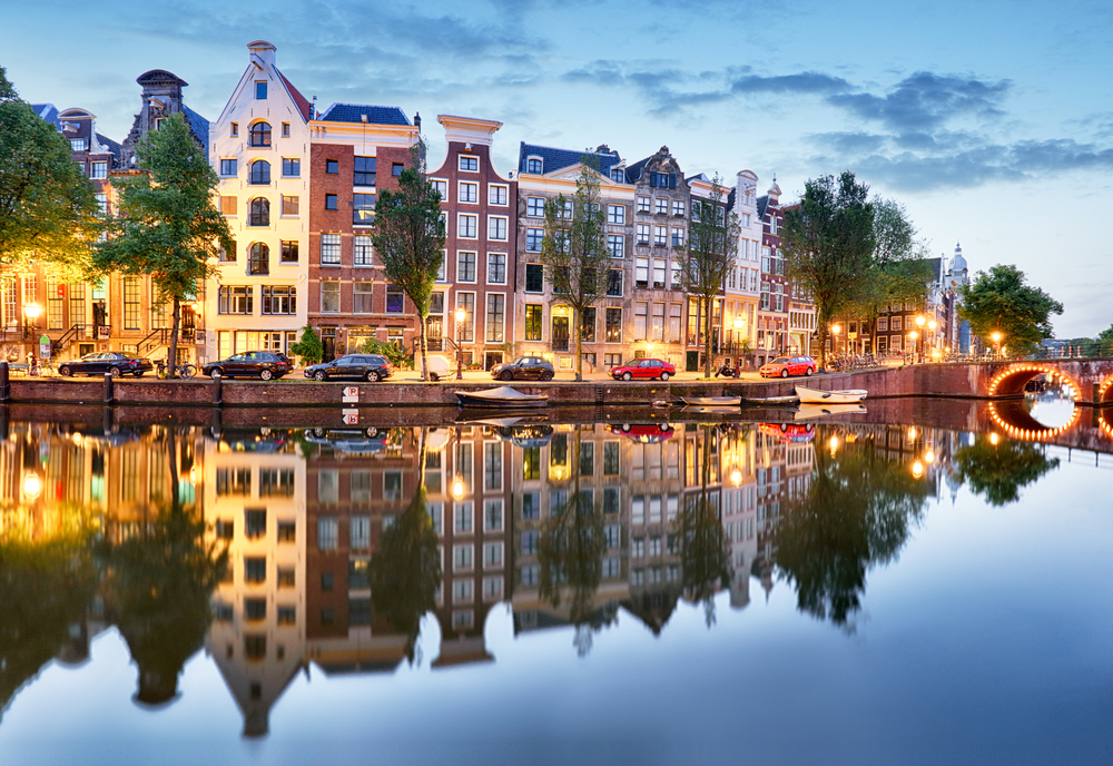 Photo-of-classic-canal-houses-Amsterdam