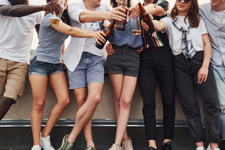 Dutch Quirk #109: Not dress formally when going out to a party
