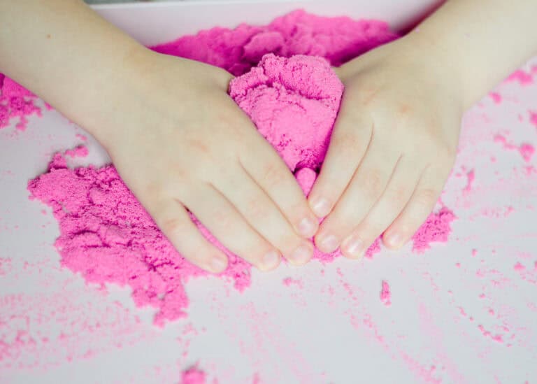 Dutch labs discover asbestos in childrens’ play sand