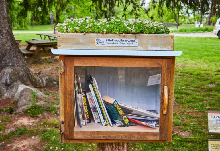 These Amsterdammers have mapped over 700 mini-libraries (and we LOVE to see it)