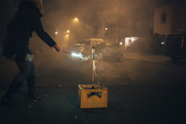 Dutchman (24) dies after being hit by firework | DutchReview