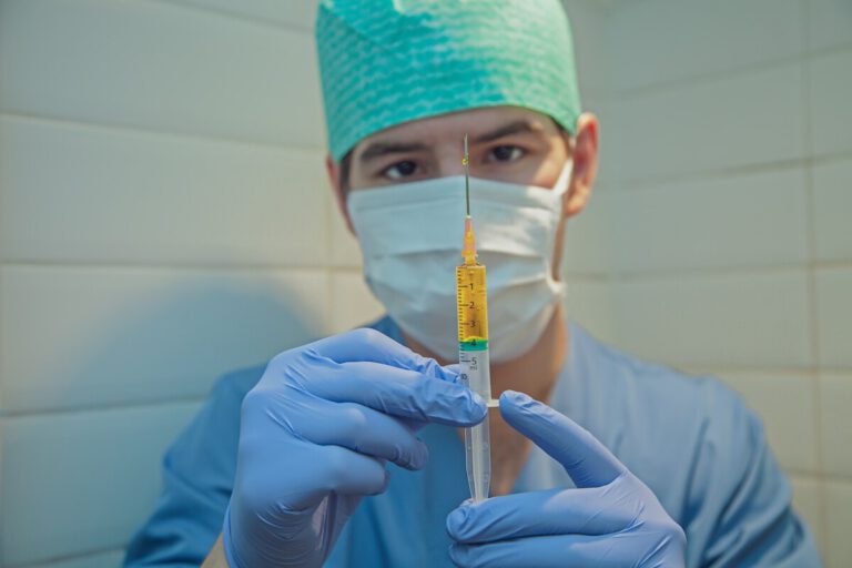 Dutch vaccinations to begin on January 4 “if all goes well”