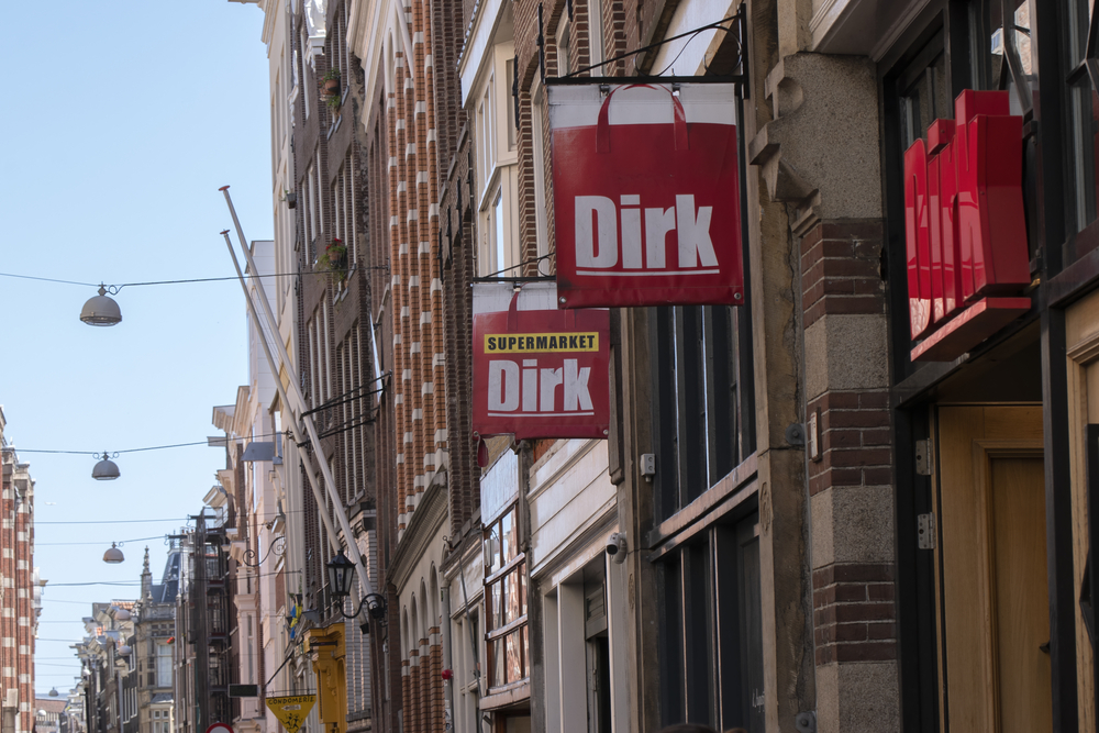 dirk-one-of-the-cheapest-supermarkets-in-the-netherlands-with-red-and-white-logo