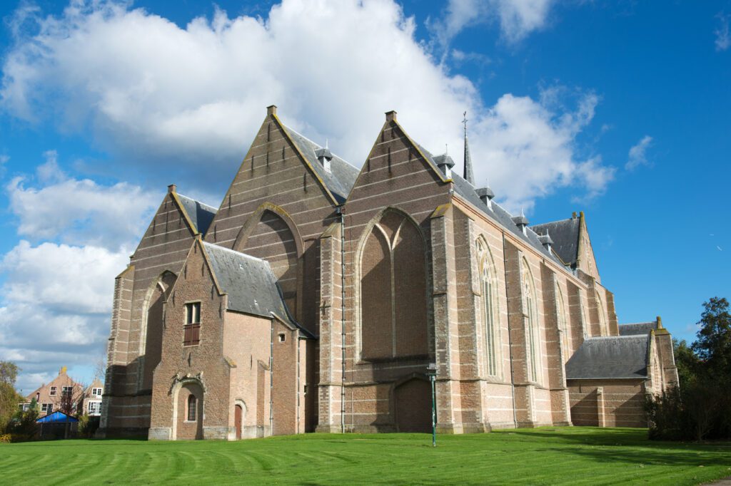 Church-in-Brouwershaven-Zeeland-Dutch-Bible-Belt