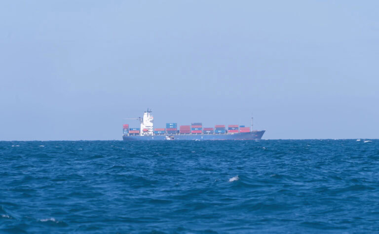 Dutch ships cross the Strait of Hormuz — for the first time since the war began