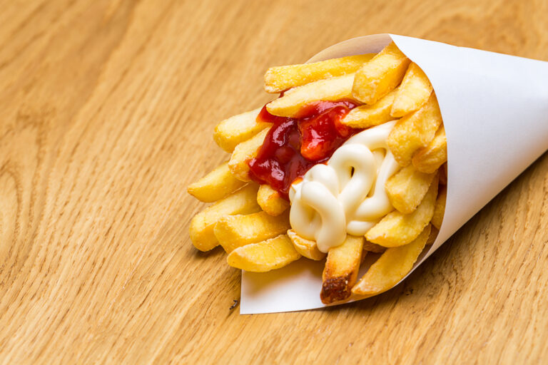 ‘Friet’ or ‘patat’? The ultimate guide to Dutch fries