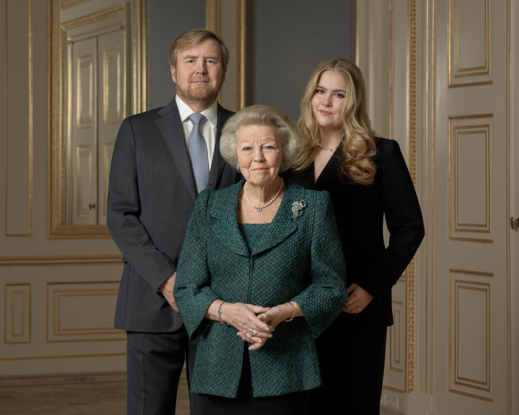 photo-of-king-willem-princess-beatrix-and-princess-of-orange